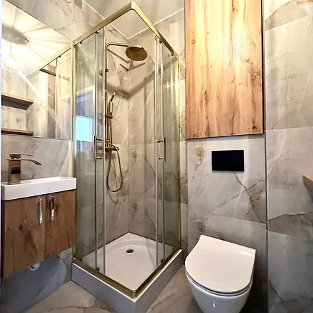 Dabrowskiego - Self Check-in 20h - Lift *