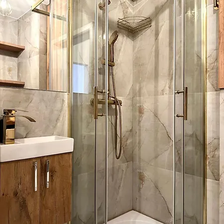 Dabrowskiego - Self Check-in 20h - Lift * Łódź